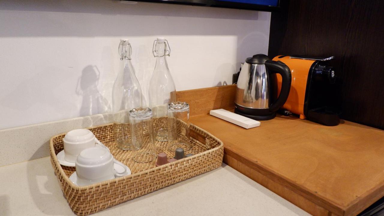 Havitat Boutique Hotel Makati City Esterno foto