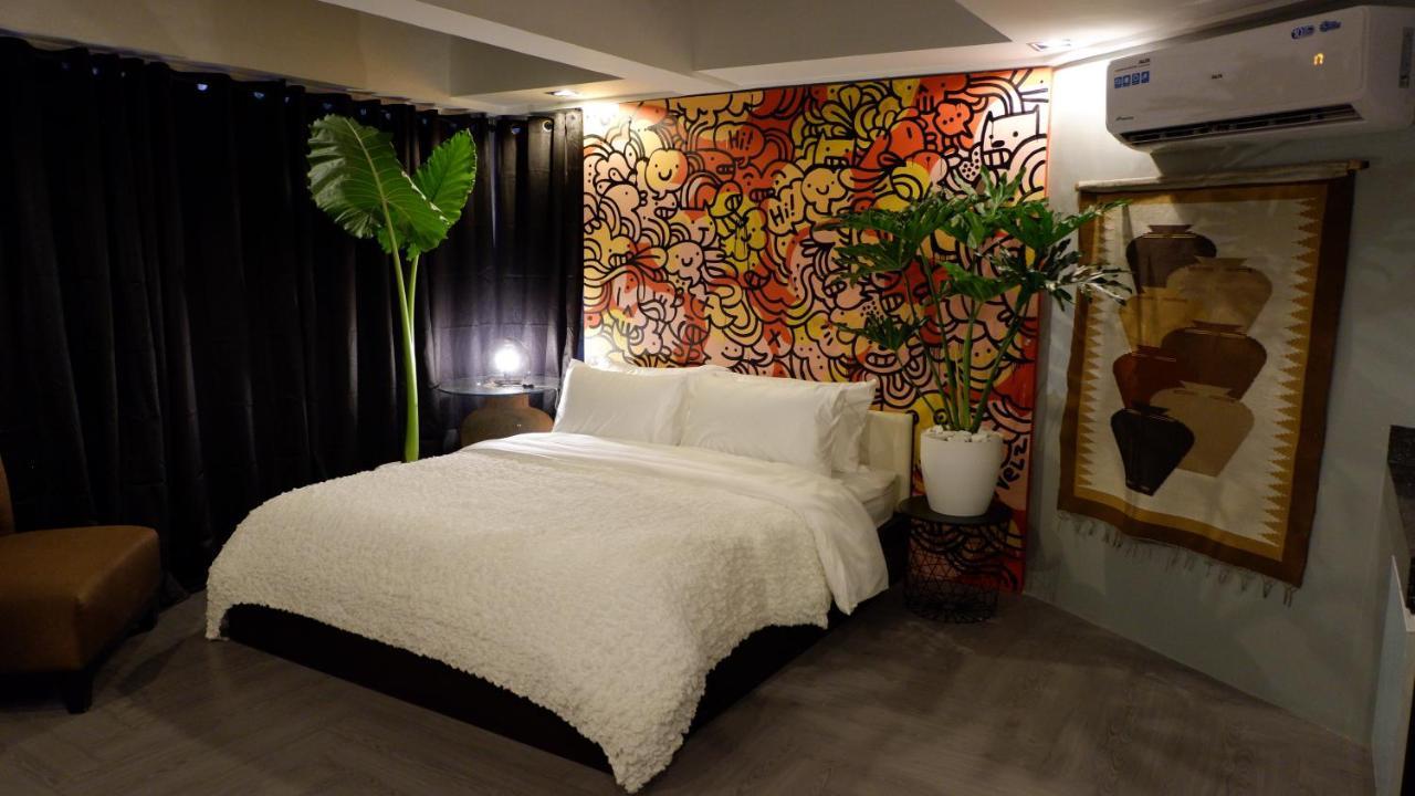 Havitat Boutique Hotel Makati City Esterno foto